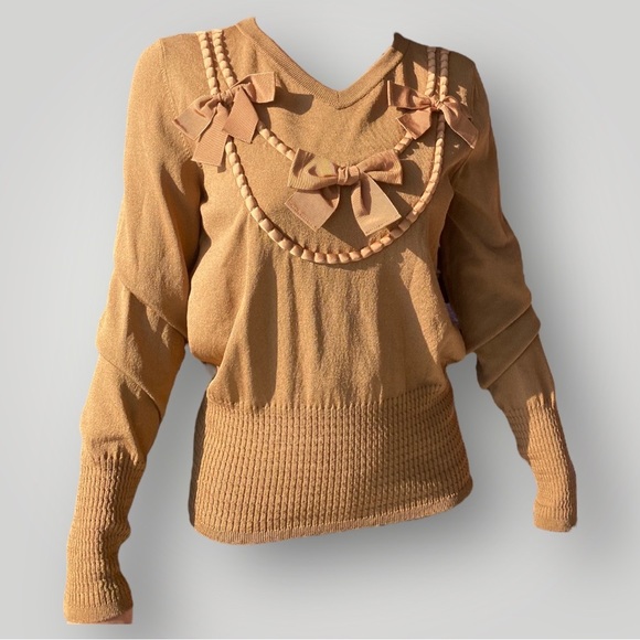 Moschino Tops - Moschino Brown Bow Sweater 🐪